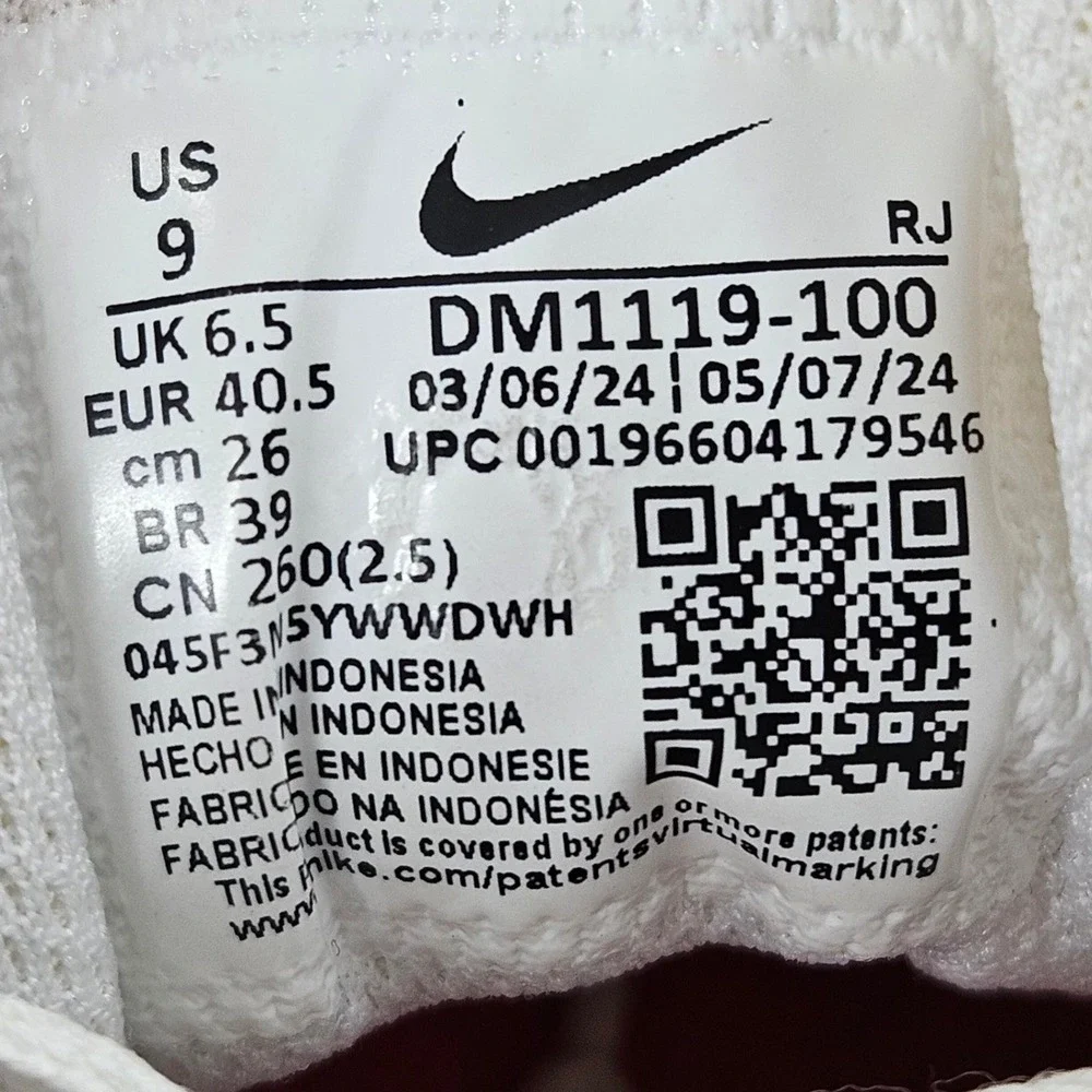 Nike Legend Essential 3 Next Nature Training Shoes Womens 9 White DM1119-100